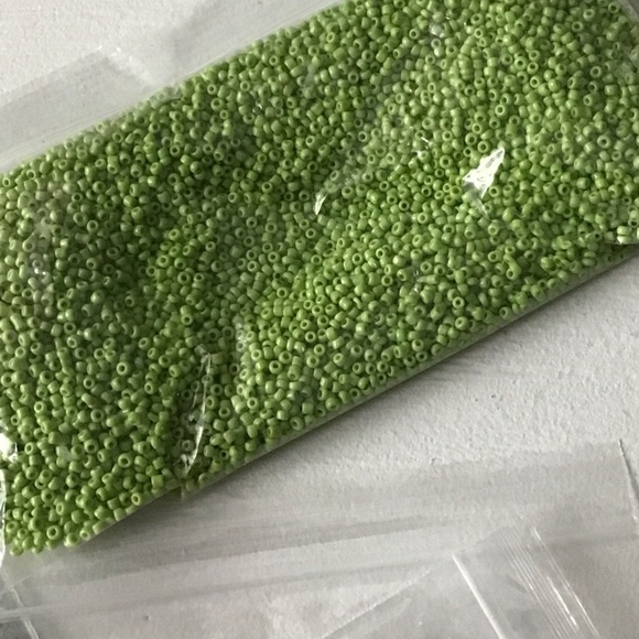 50% OFF if Bundled - Assorted Beads in Green and Blue - Mainly Acrylic 300 gm - Picture 4 of 9